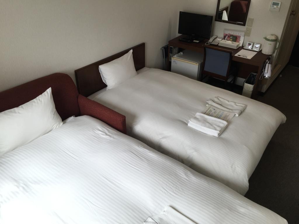 Hotel Green City Sendai Buitenkant foto